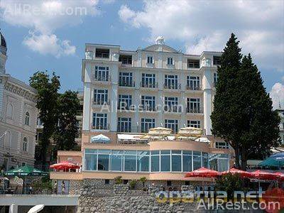 Savoy Hotel 27